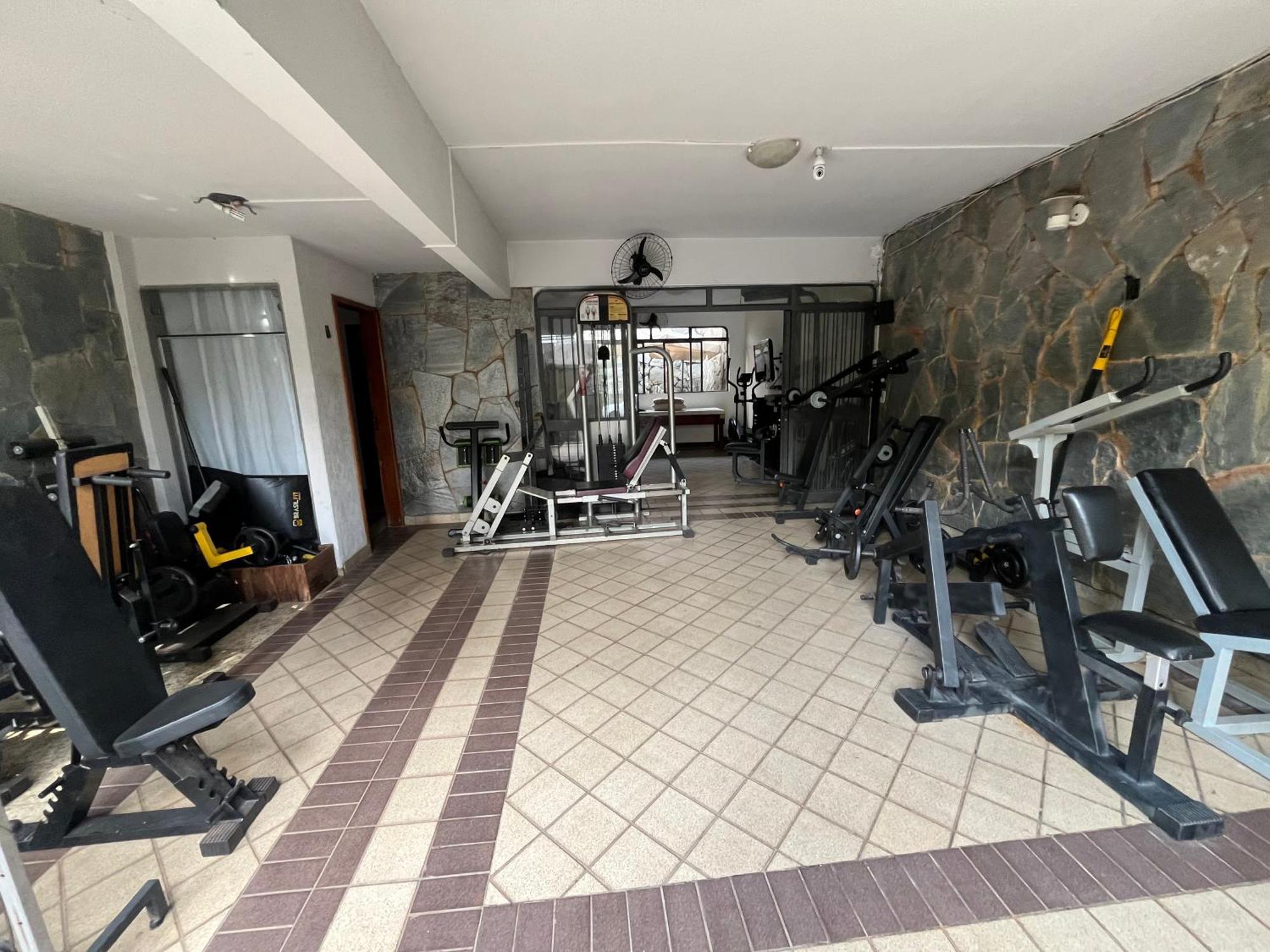 Casa Quintal Bueno! 5 Quartos Com Ar Split E Internet Ultra! Perto Do Melhor De Goiania! Marista Parques Areiao E Vaca Brava Hospital Premium Mater Dei Blue Fit Perdomo Goiania Shopping! Dış mekan fotoğraf