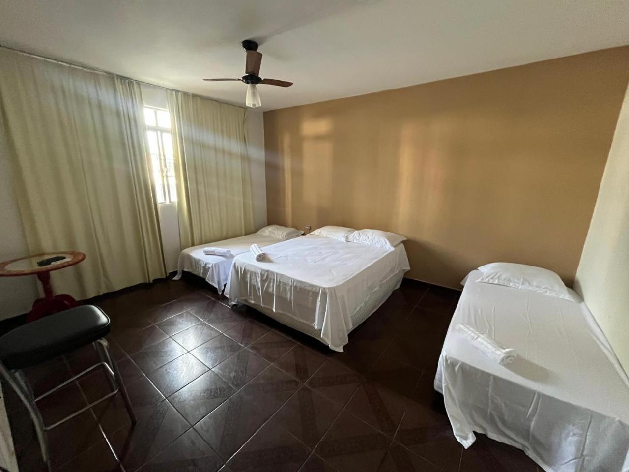 Casa Quintal Bueno! 5 Quartos Com Ar Split E Internet Ultra! Perto Do Melhor De Goiania! Marista Parques Areiao E Vaca Brava Hospital Premium Mater Dei Blue Fit Perdomo Goiania Shopping! Dış mekan fotoğraf